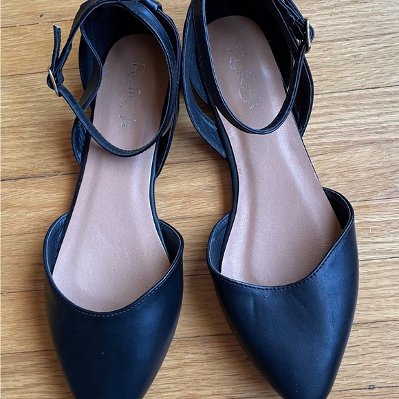 Refresh Black Ballerina Flats with Ankle Straps Size 8.5. Worn Once, Like New - Picture 4 of 5